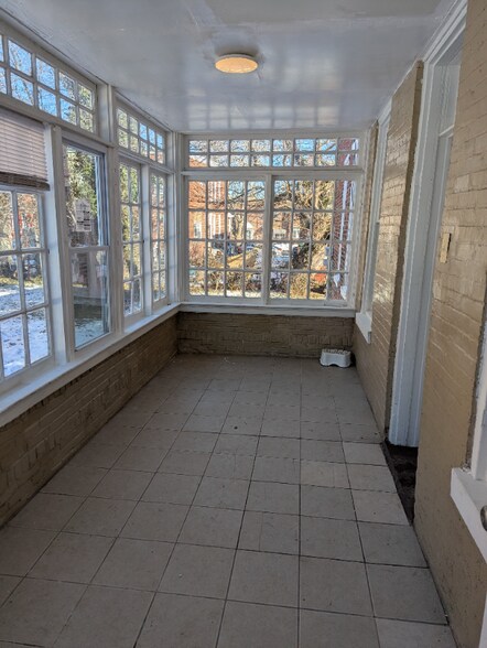 Building Photo - 1492 Princess Ave