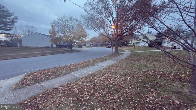 Building Photo - 3748 Tudor Dr