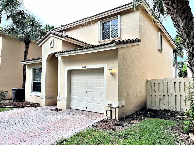 Building Photo - 4403 Lake Tahoe Cir