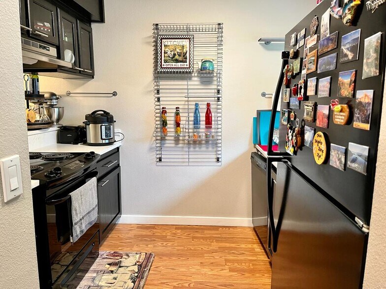 Building Photo - 1526 192nd St SE