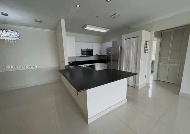 Building Photo - 4702 SW 160th Ave