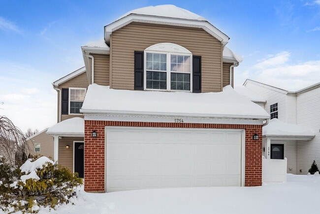 Building Photo - 5754 Wooden Plank Rd