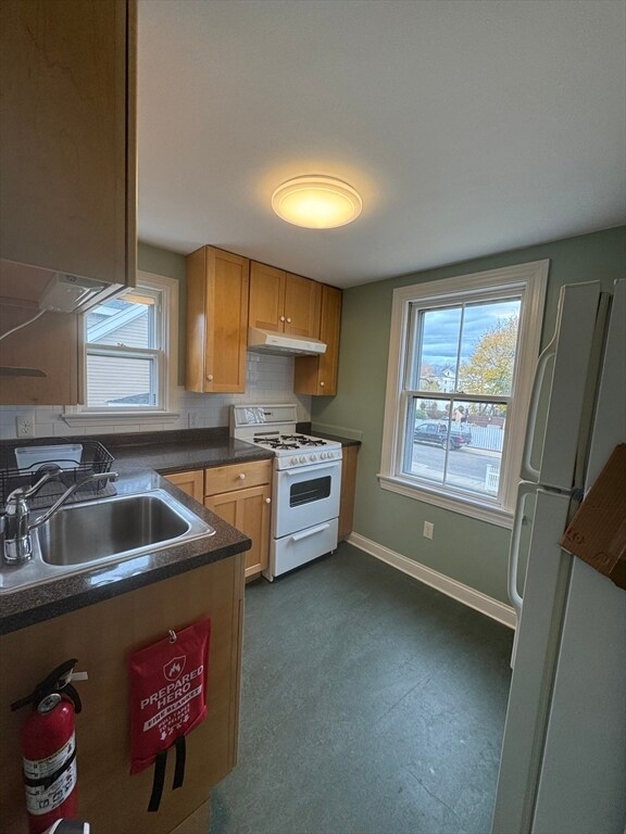 Building Photo - 38 Park St