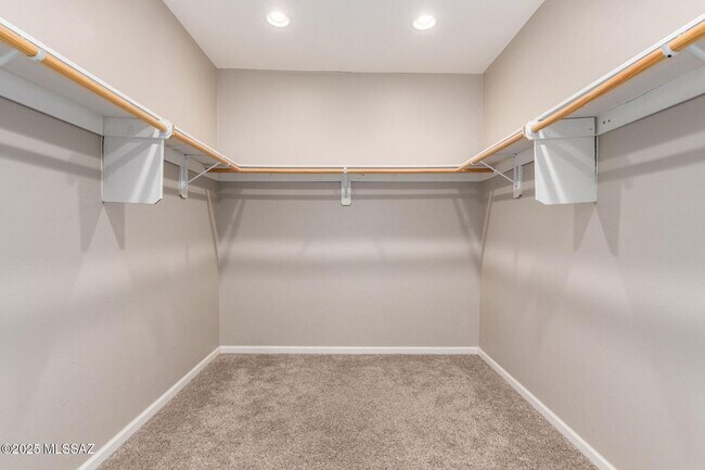 Building Photo - Charming 3bed/2 bath home located in the heart of Tucson, just minutes from the University of Ari...