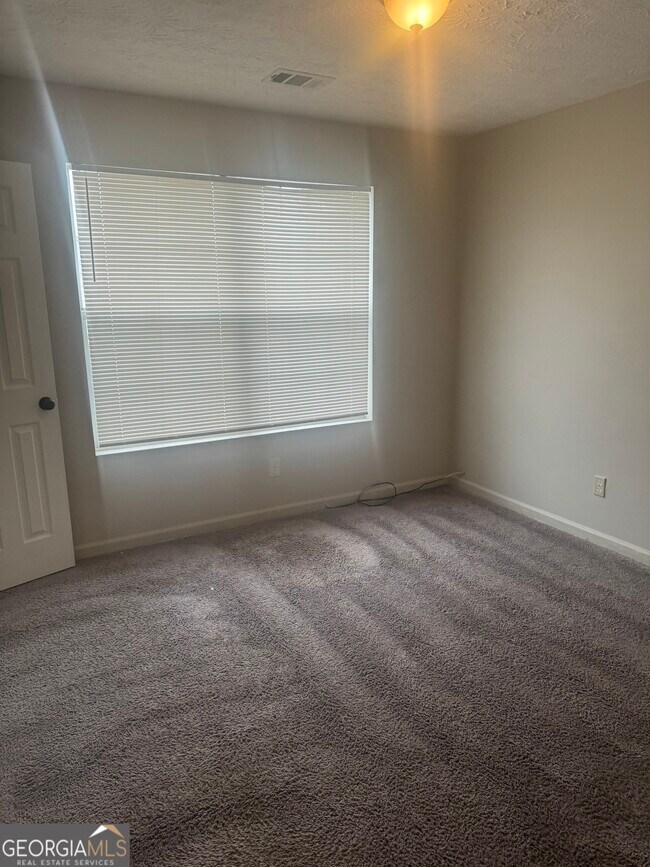 Building Photo - 5842 Wellborn Oaks Ct