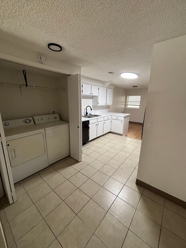 Image (14) - 212-218 Longs Peak