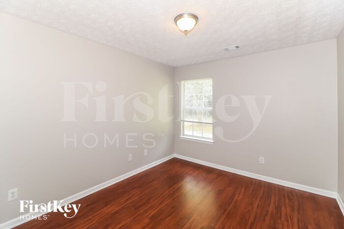 Building Photo - 2283 Christian Cir SE