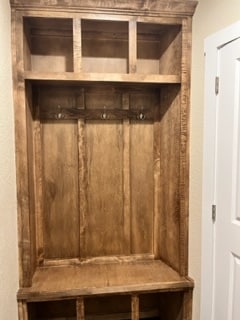 Building Photo - 6008 Boxelder Trl