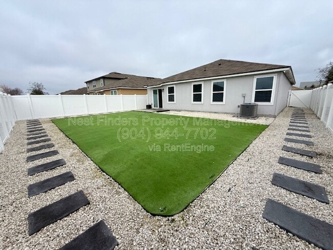 Building Photo - 3640 Alta Lakes Blvd