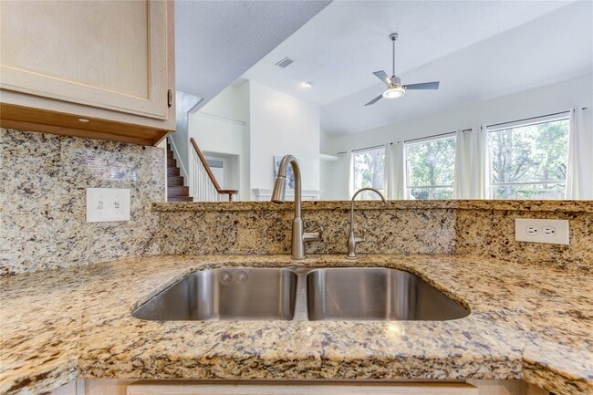 Building Photo - 1215 Whisper Trace Ct