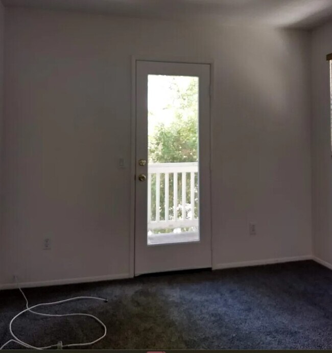 Building Photo - 4565 Belford Way