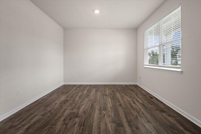 Building Photo - 6918 Sanguine Ter