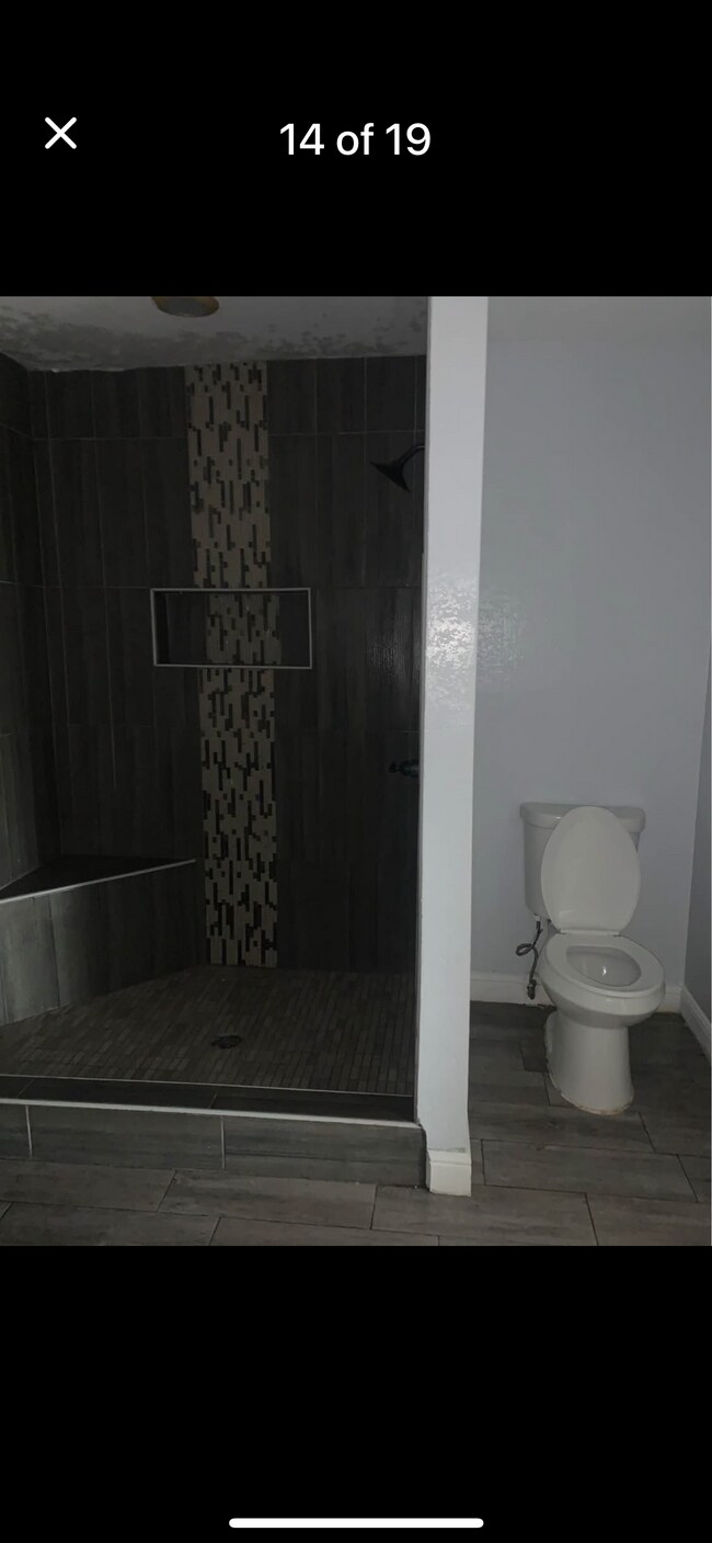 Building Photo - 9426 Ivory Cir