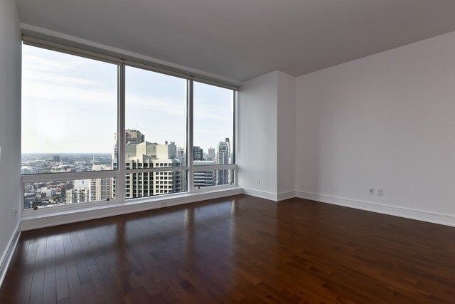 Building Photo - 401 N Wabash Ave