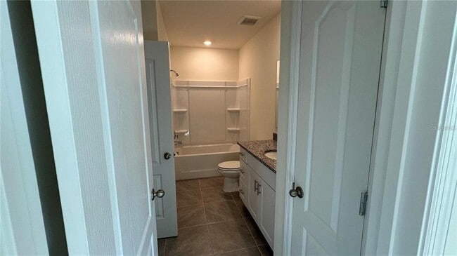 Building Photo - 1442 Isleta Lp