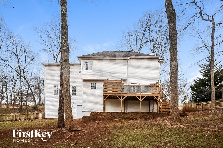 Building Photo - 1069 Thornwood Dr