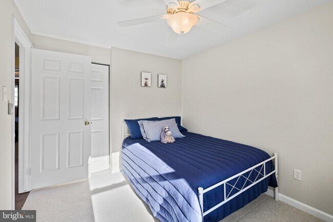 Building Photo - 5341 Harbor Ct Dr