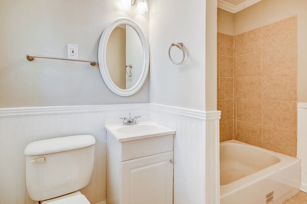 Building Photo - 1316 High Point Terrace