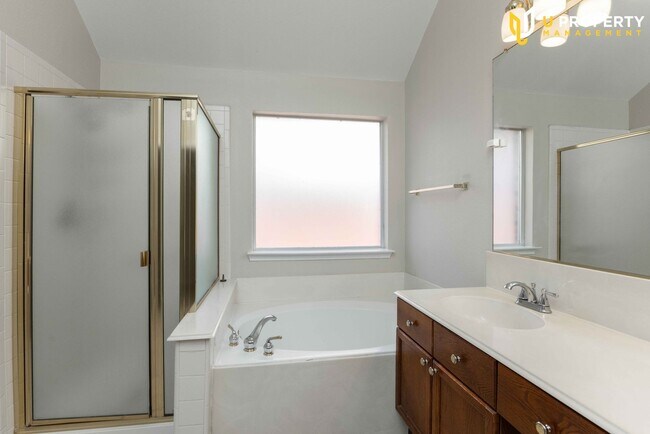 Building Photo - What's special