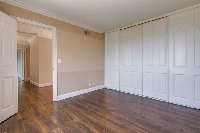 Building Photo - Fantastic ocean views in this spectacular ...