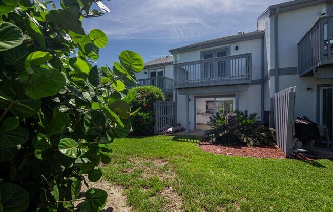 Building Photo - 1004 Ocean Park Ln