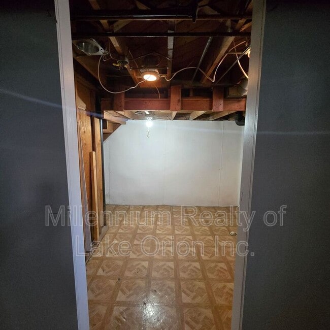 Building Photo - 11539 Hanford Dr