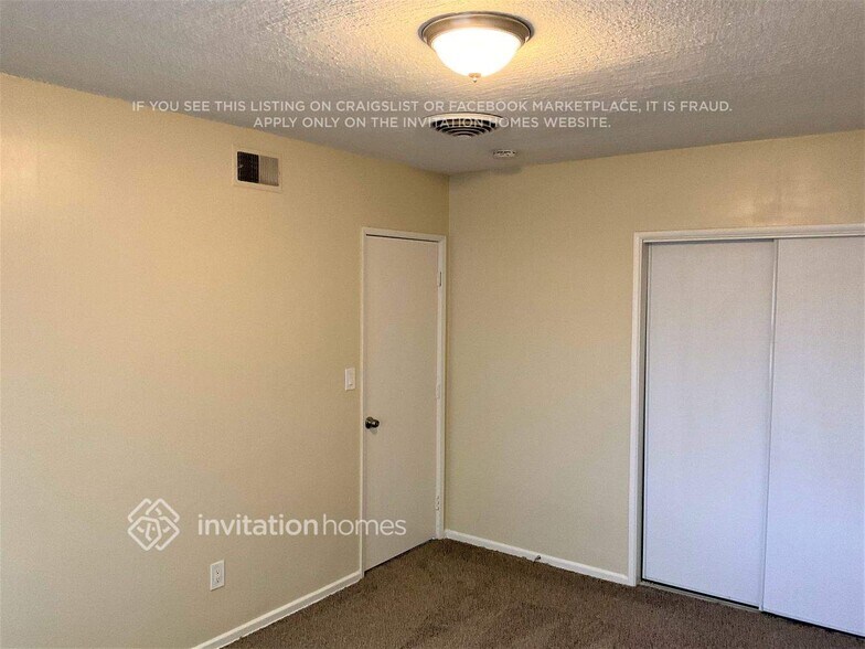 Building Photo - 10147 Aldea Ave