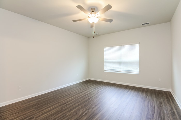 Building Photo - 207 Dorian Lp