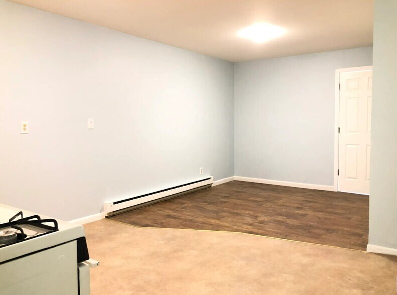 483 Ave A 1 - 485 Avenue A