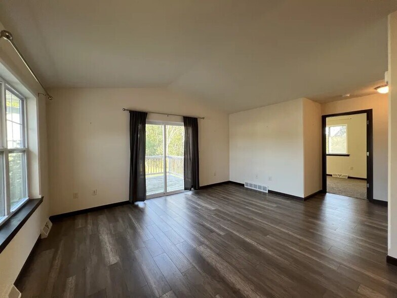 Building Photo - 4922 Annabelle Ct