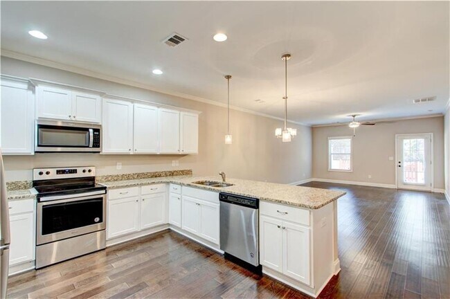 Building Photo - 3770 Shades Valley Ln