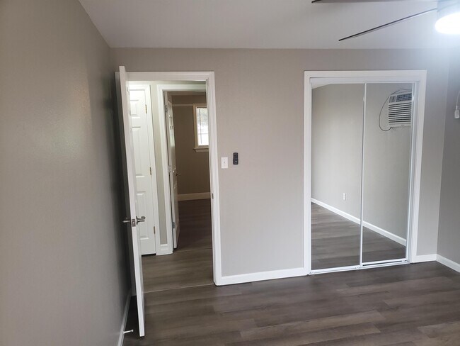 Building Photo - 817 Stafford Way