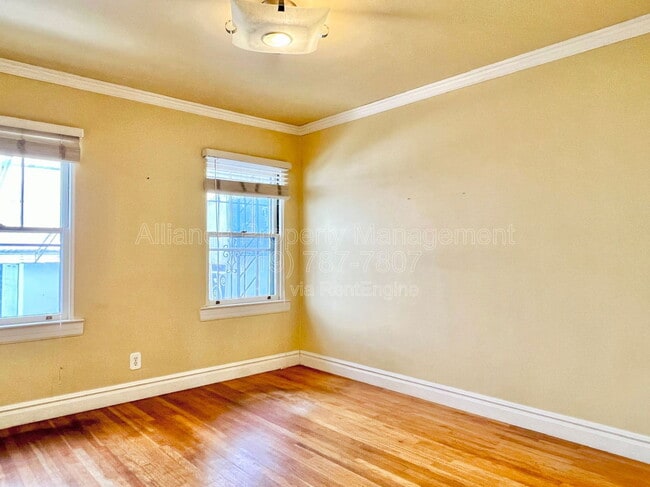 Building Photo - 401 Cheyenne Blvd