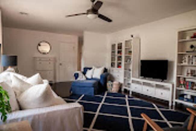 Building Photo - 901 White Ave S E