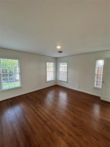 Building Photo - 5811 Palm Ln