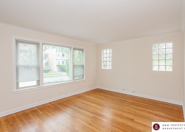 Building Photo - 400 N Marion St