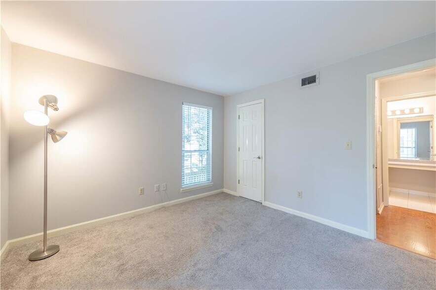 Bedroom - 305 Granville Ct