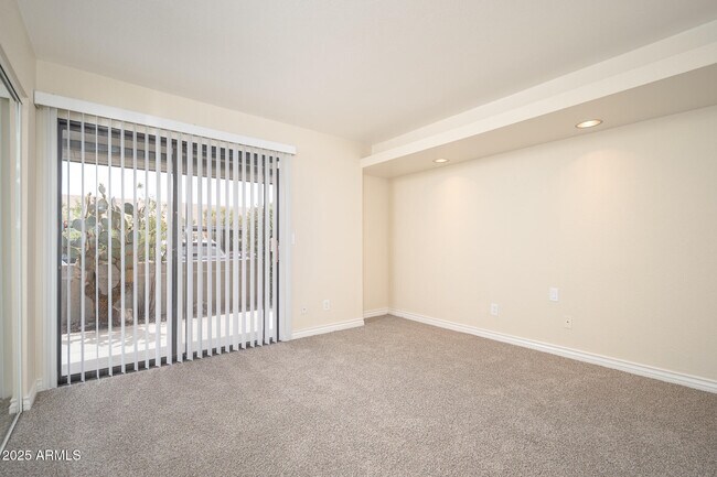 Building Photo - 3405 W Danbury Dr