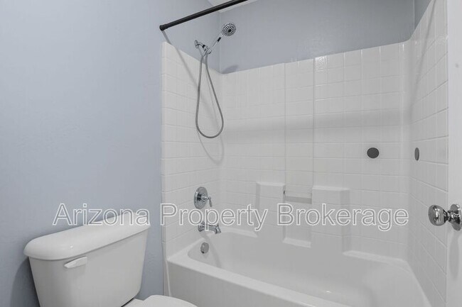 Building Photo - 2258 S Buckaroo Trail