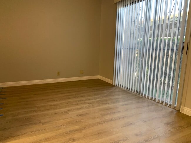 Building Photo - Community Pool and Spa. 2 Story, 2 Bedroom...