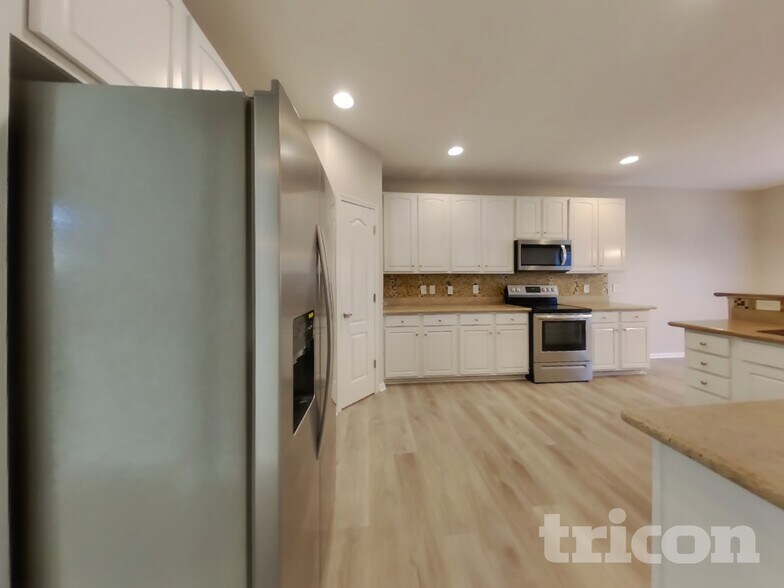 Building Photo - 99 Stonebridge Crossing