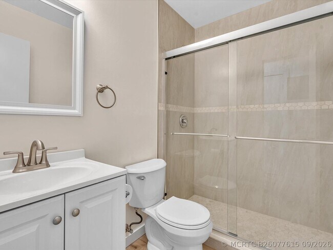 Building Photo - 2020 NE 51st Ct