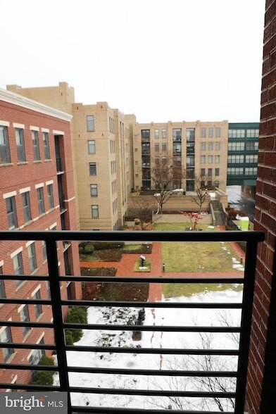 Building Photo - 1111 Oronoco St