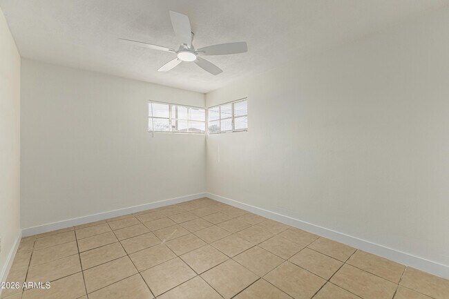 Building Photo - 5620 N 19th Ave