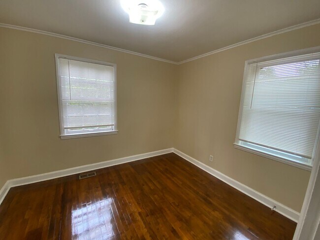 Building Photo - **ON HOLD**Near Ft. Benning. Columbus, GA 2 Bedroom / 1 Bathroom Home for Rent***