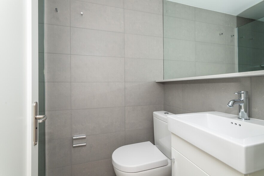 Building Photo - 461 Massachusetts Ave