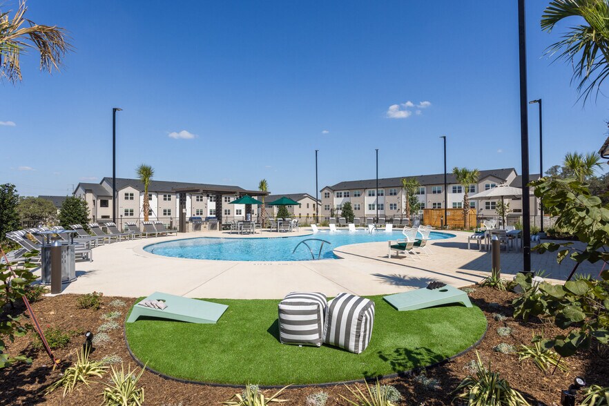 Primary Photo - Prose on the Range