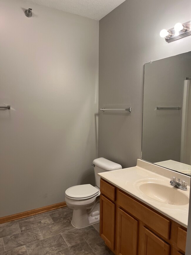 Building Photo - 1835 SW White Birch Cir