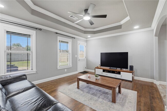 Building Photo - 3807 S W Capstone Ave