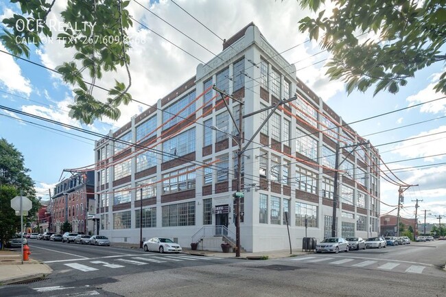 Building Photo - Beautiful Renovated Northern Liberties Loft